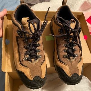Timberland hiking boots size 9M
